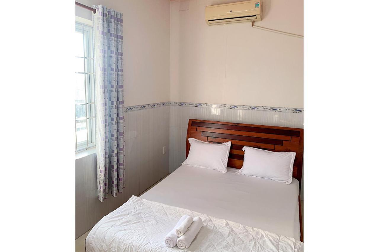 Ngoc May Guesthouse Chau Doc Bagian luar foto