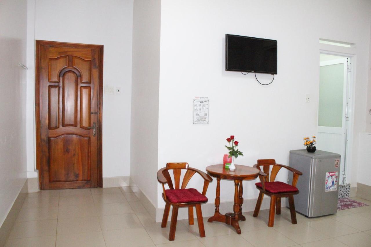 Ngoc May Guesthouse Chau Doc Bagian luar foto