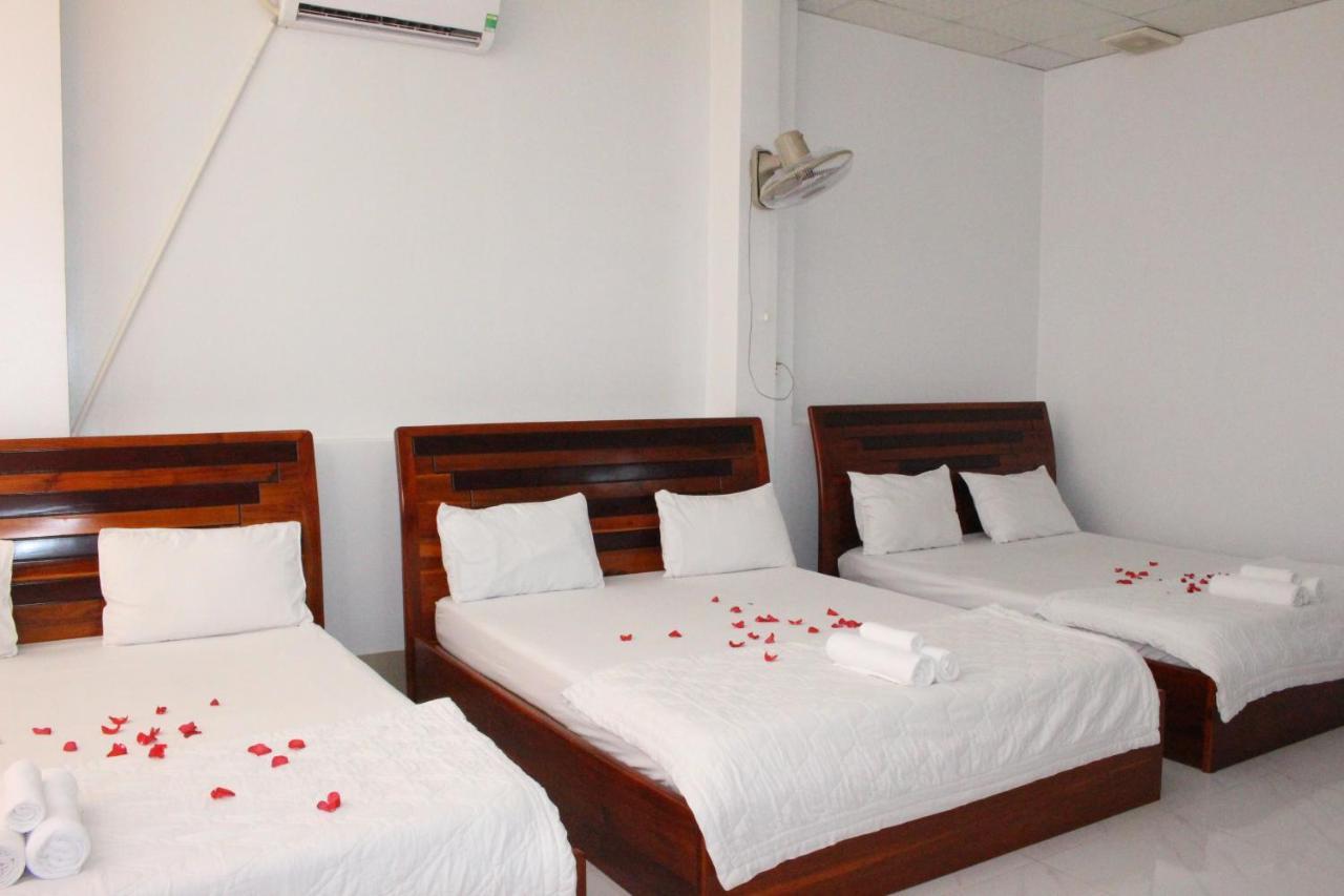Ngoc May Guesthouse Chau Doc Bagian luar foto
